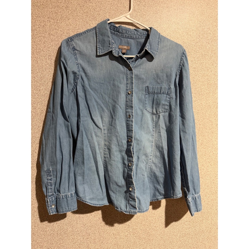 J. Jill Womens Medium Petite Denim Button Down Shirt Light Wash Blue Cotton Top